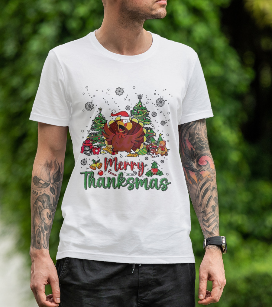 Merry Thanksmas Funny Turkey Santa Hat Christmas Trees T-Shirt