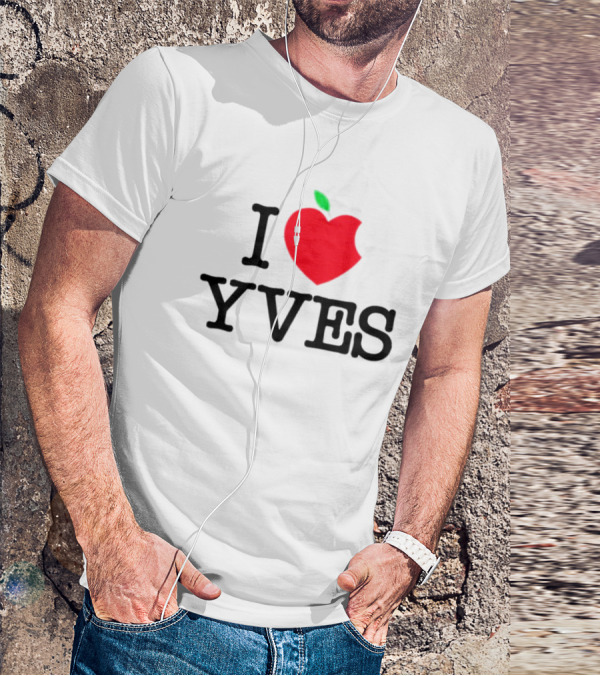 I Heart Apple Yves Red Apple T-Shirt