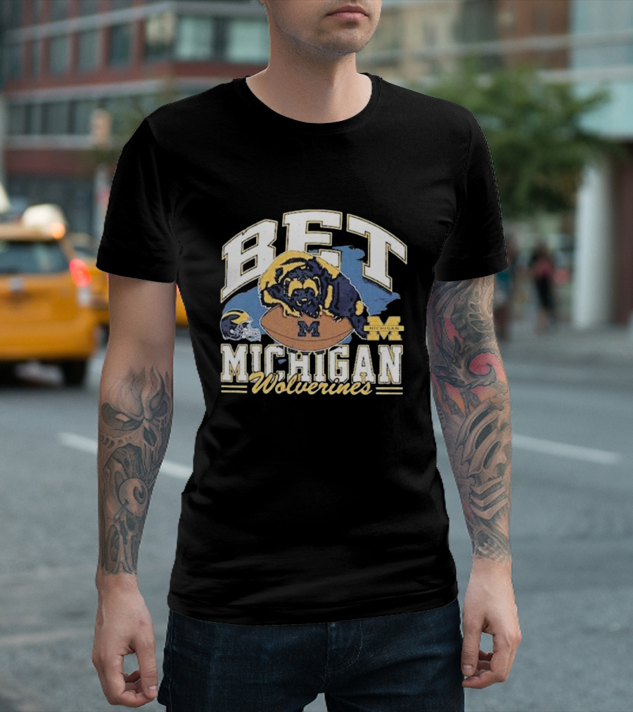 Bet Michigan Wolverines Helmet Football T-Shirt
