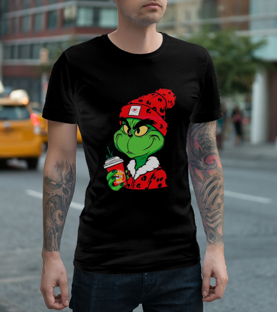 Grinch Leopard Kansas City Chiefs Coffee Beanie T-Shirt
