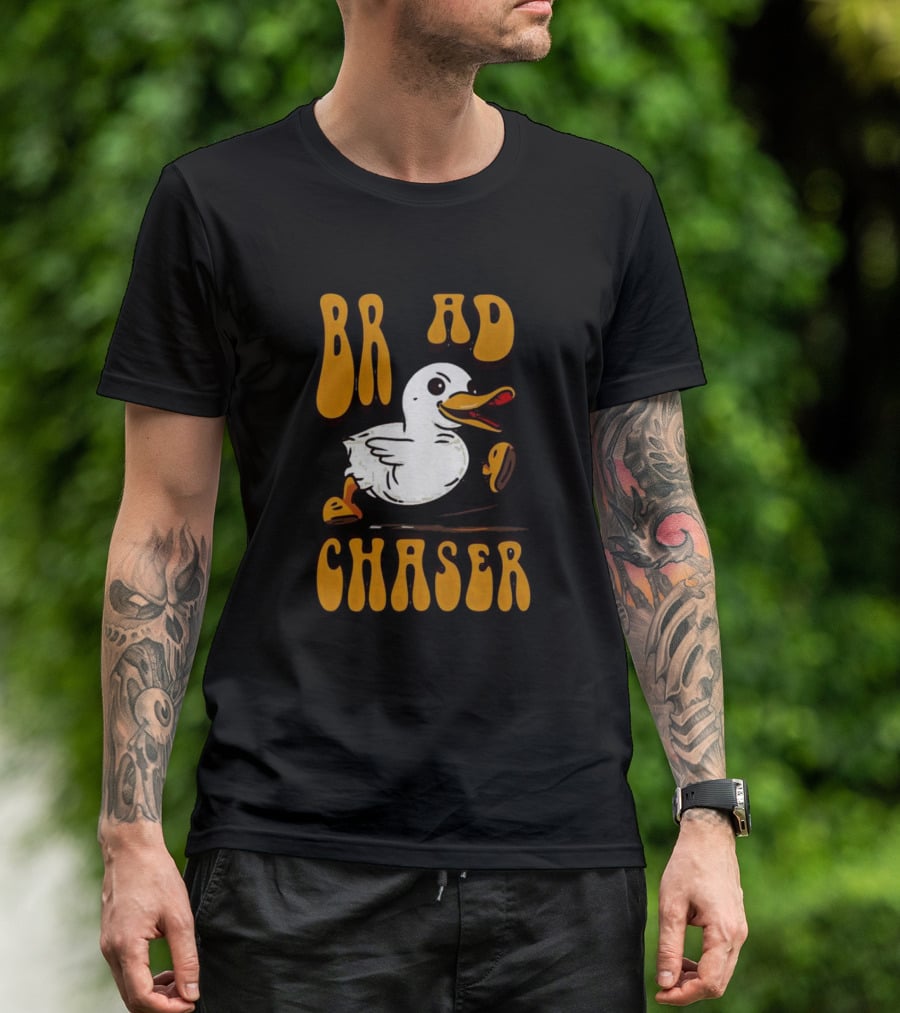 BR AD Chaser Cartoon Duck Bread T-Shirt