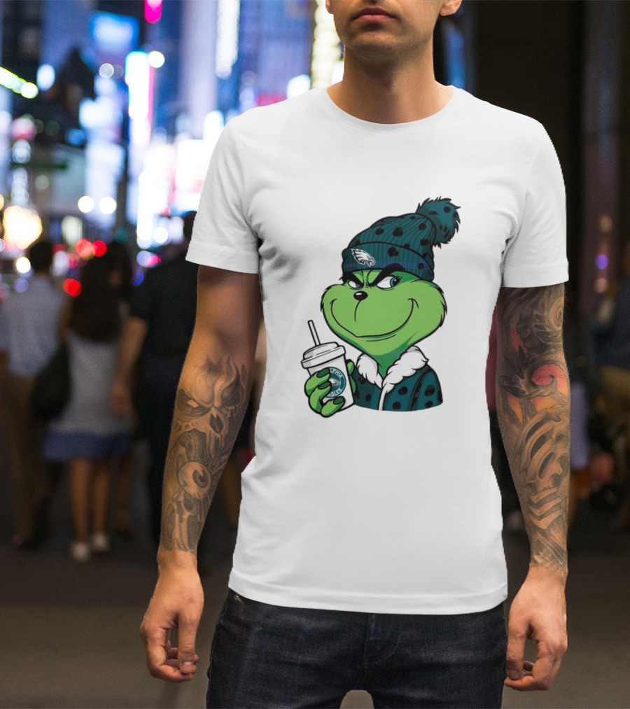 Grinch Holding Cup Wearing Philadelphia Eagles Beanie T-Shirt