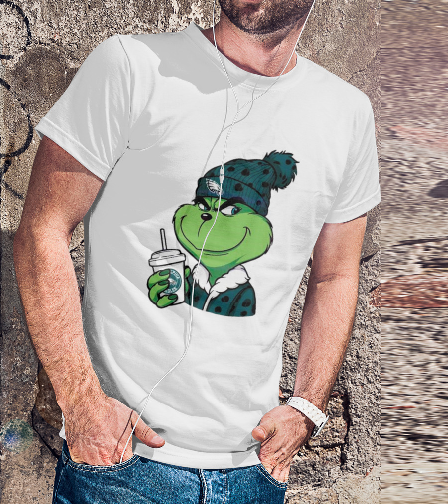 Grinch Holding Cup Wearing Philadelphia Eagles Beanie T-Shirt