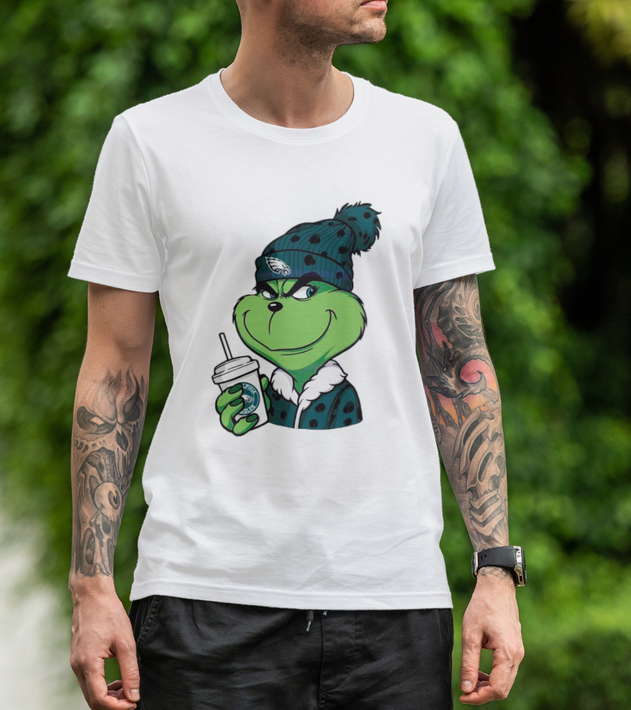 Grinch Holding Cup Wearing Philadelphia Eagles Beanie T-Shirt