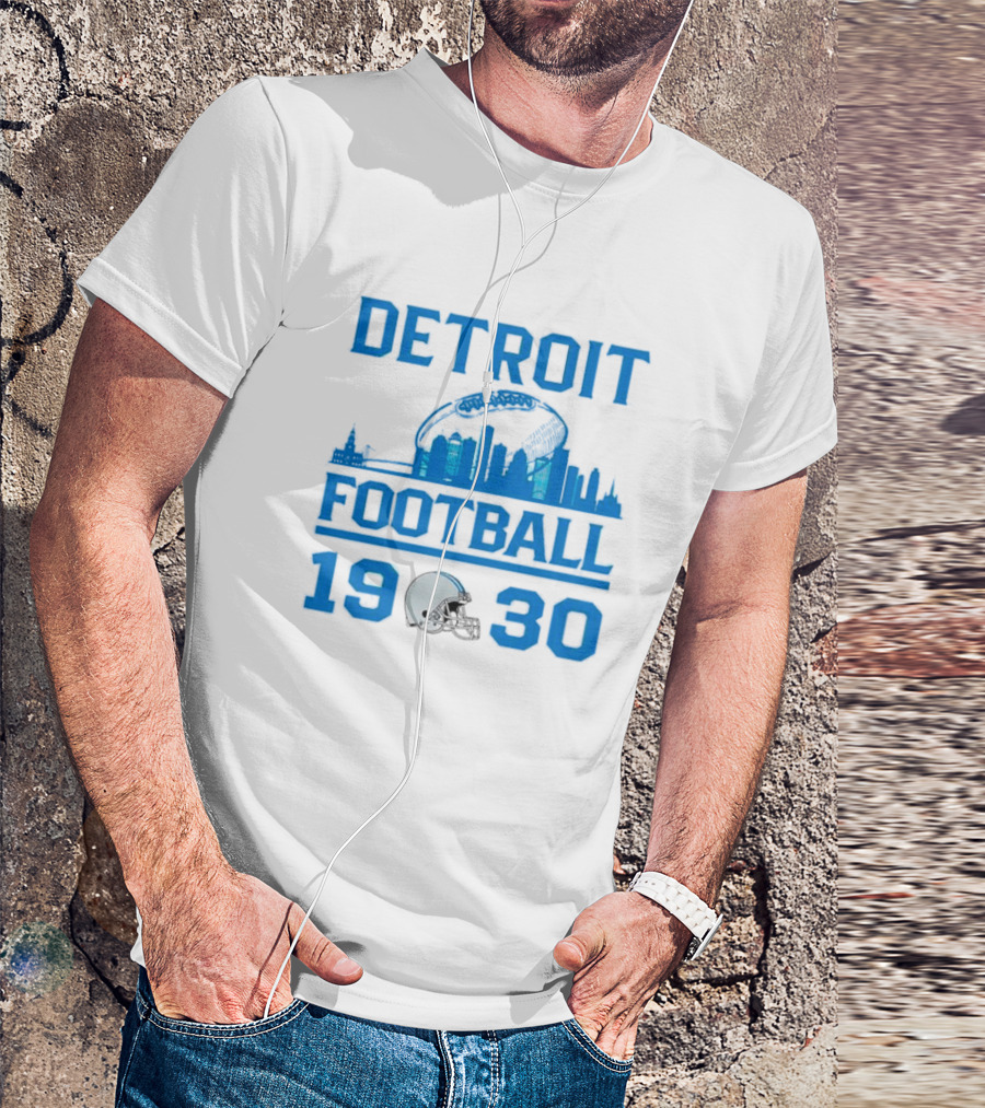Detroit Lions Football 1930 Skyline Helmet Motif T-Shirt