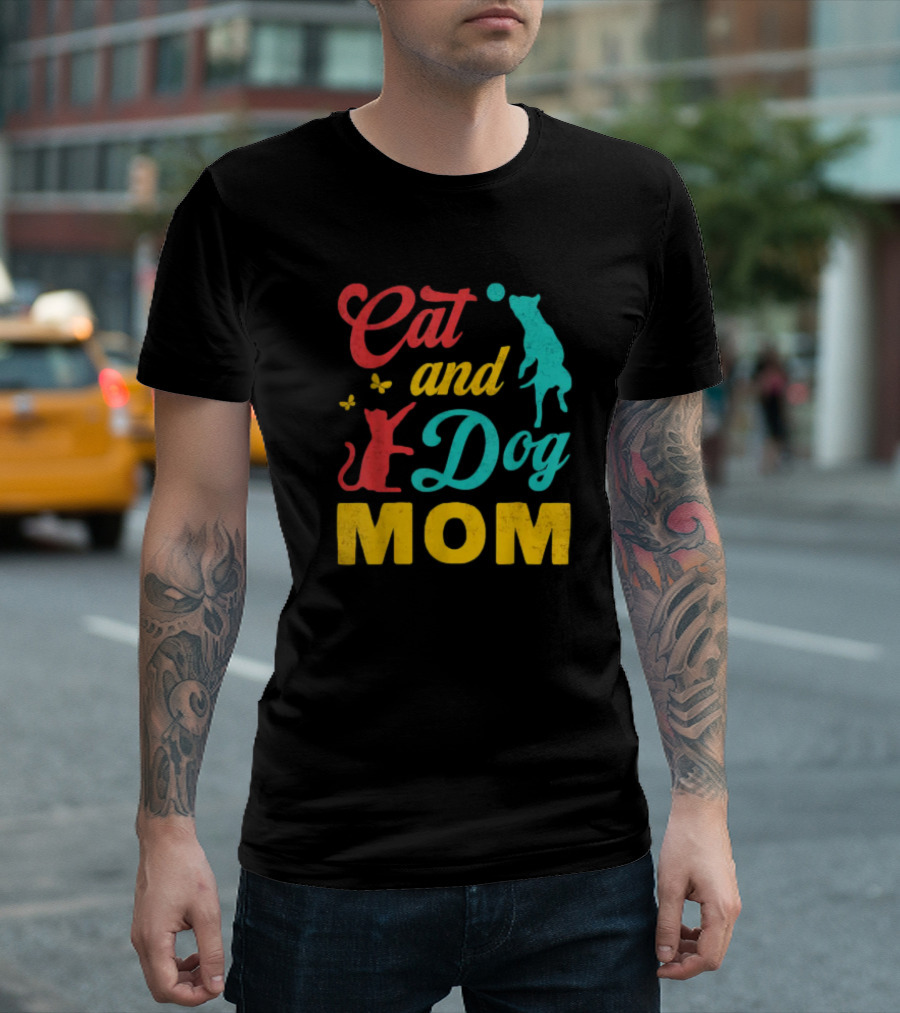 Cat and Dog Mom Vintage Mothers Day Cat Dog Lover Mama T-Shirt
