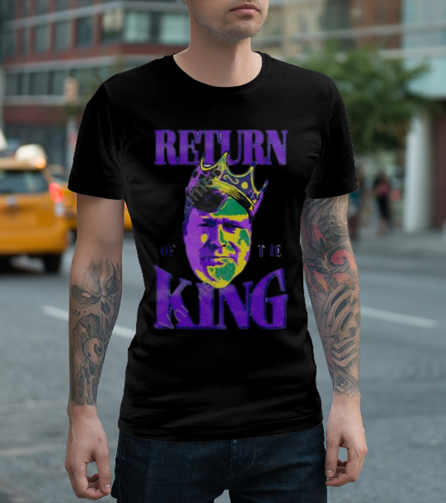 Mintzy Return of The King Vibrant Portrait with Crown T-Shirt