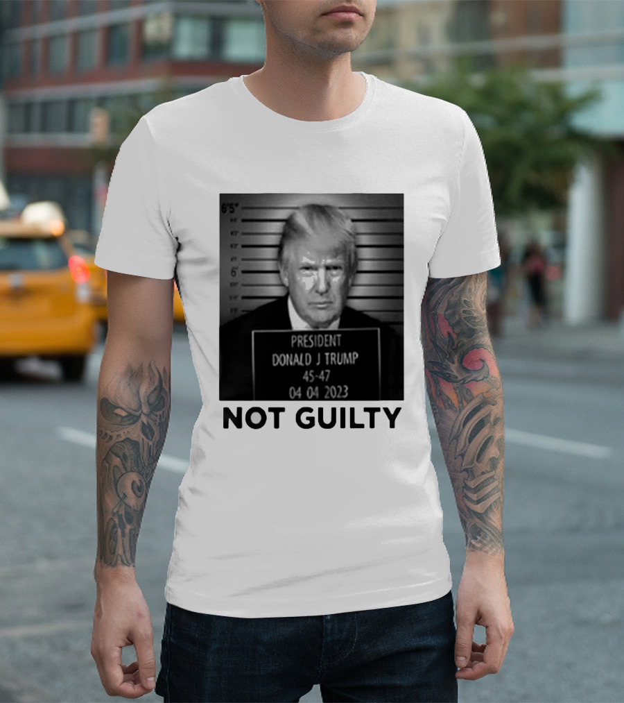 Randy Quaid President Donald J Trump Mugshot Not Guilty T-Shirt