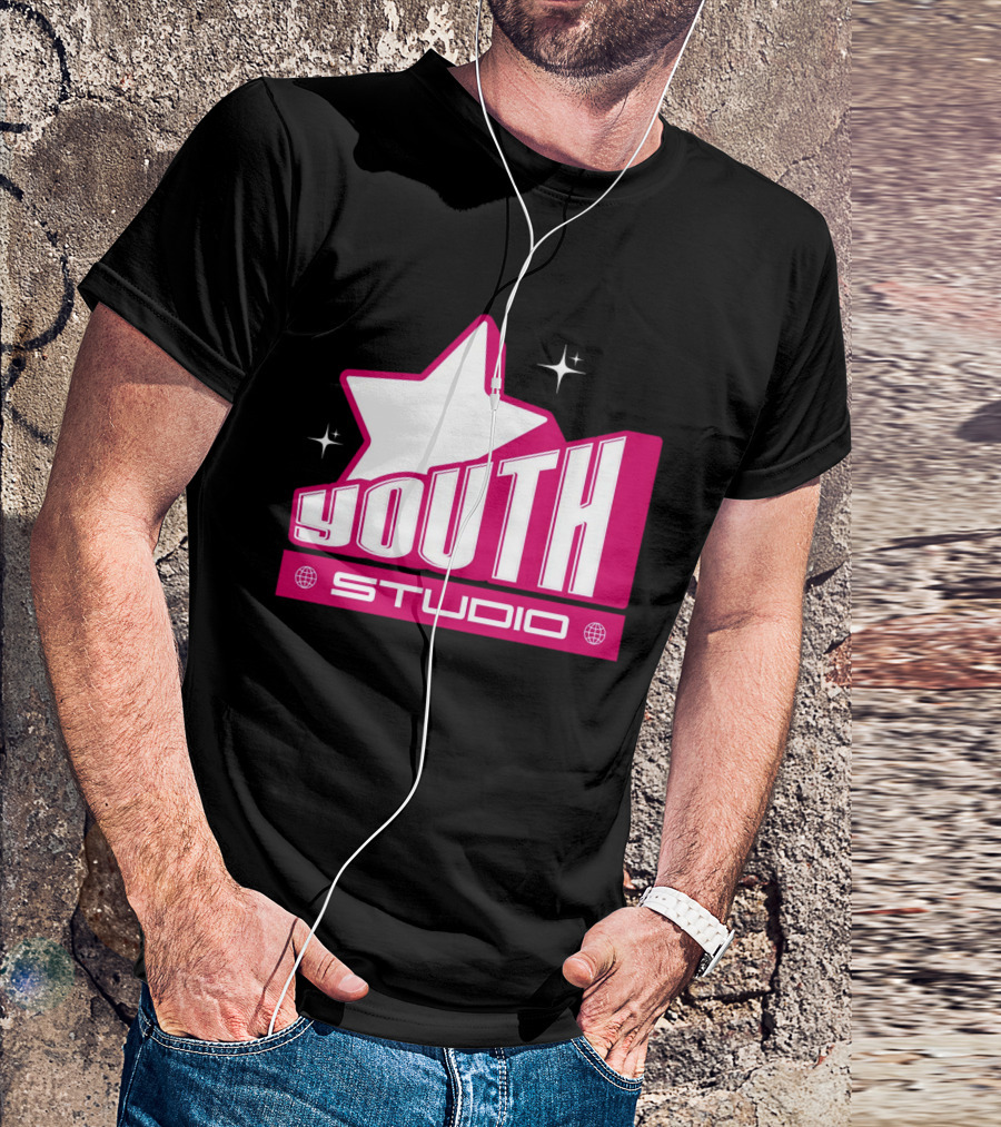 Youth Studio Magenta Y2k Streetwear T-Shirt