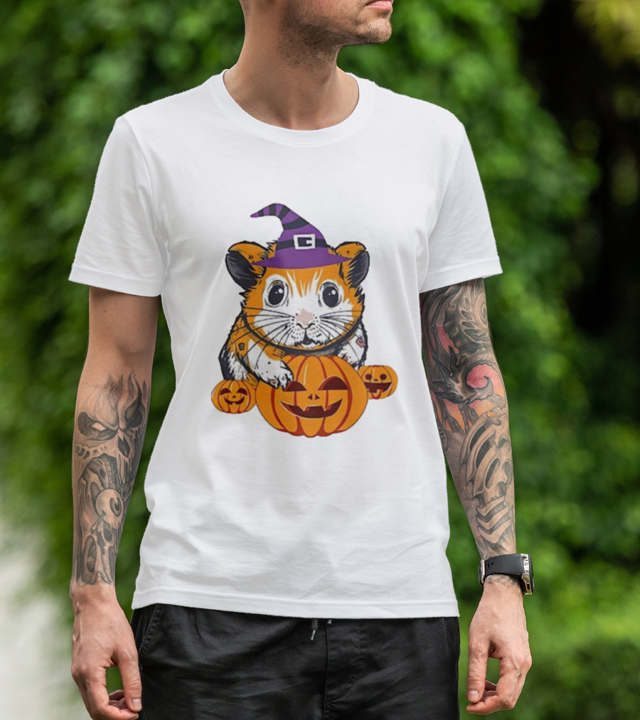 Halloween Guinea Pig With Witch Hat And Pumpkins T-Shirt