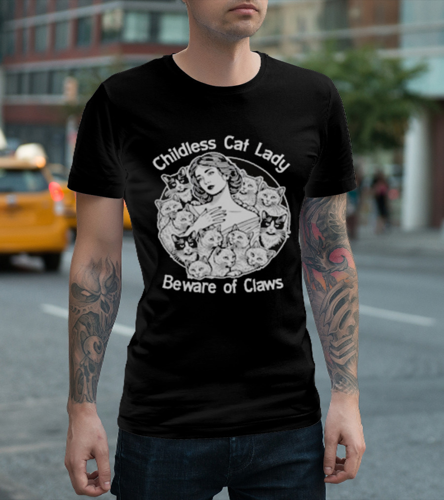 Childless Cat Lady Beware Of Claws Vintage T-Shirt