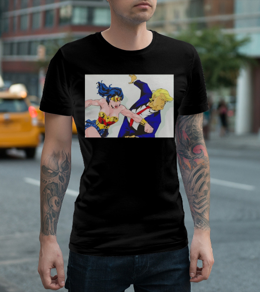 Wonder Woman Punches Trump On Face T-Shirt