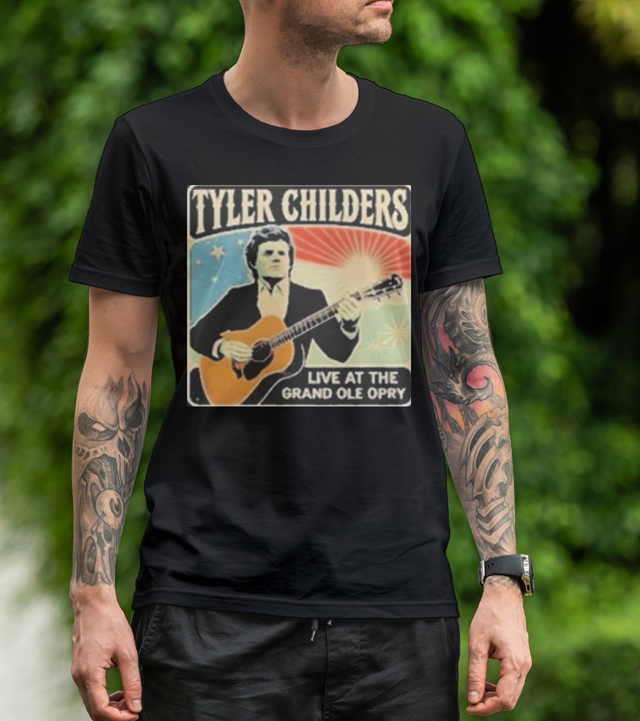 Tyler Childers Live Performance With Guitar At The Grand Ole Opry Iconic Event T-Shirt