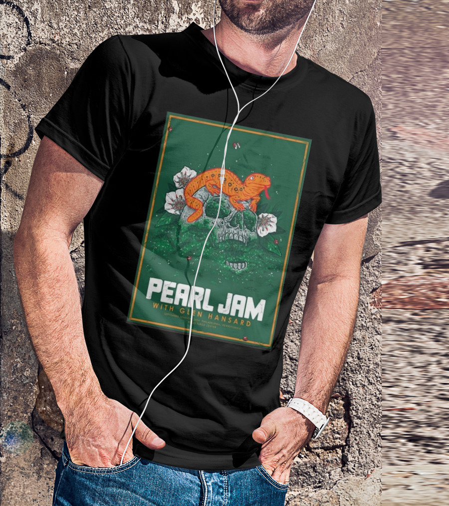 Pearl Jam With Glen Hansard Skull And Salamander Art Philadelphia Pennsylvania September 7 2024 Wells Fargo Center T-Shirt