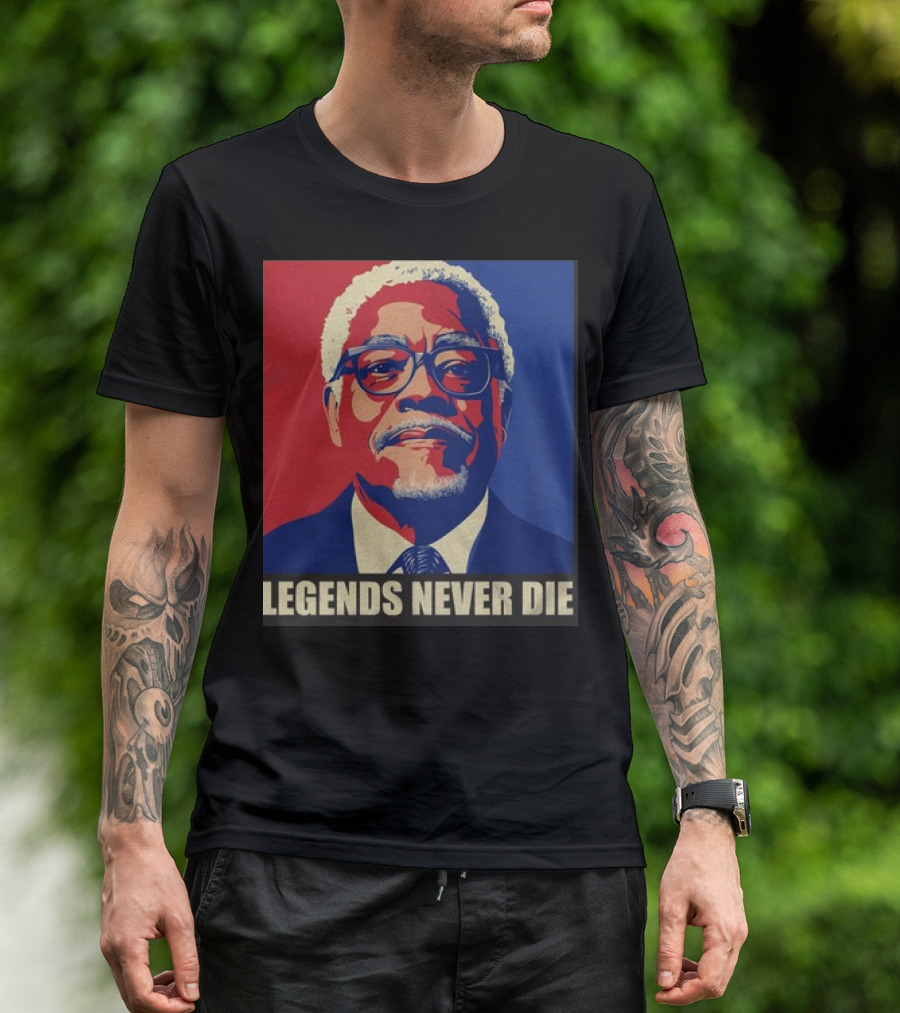 Rest In Peace James Earl Jones Legends Never Die Pioneering Icon Of Film And Stage T-Shirt
