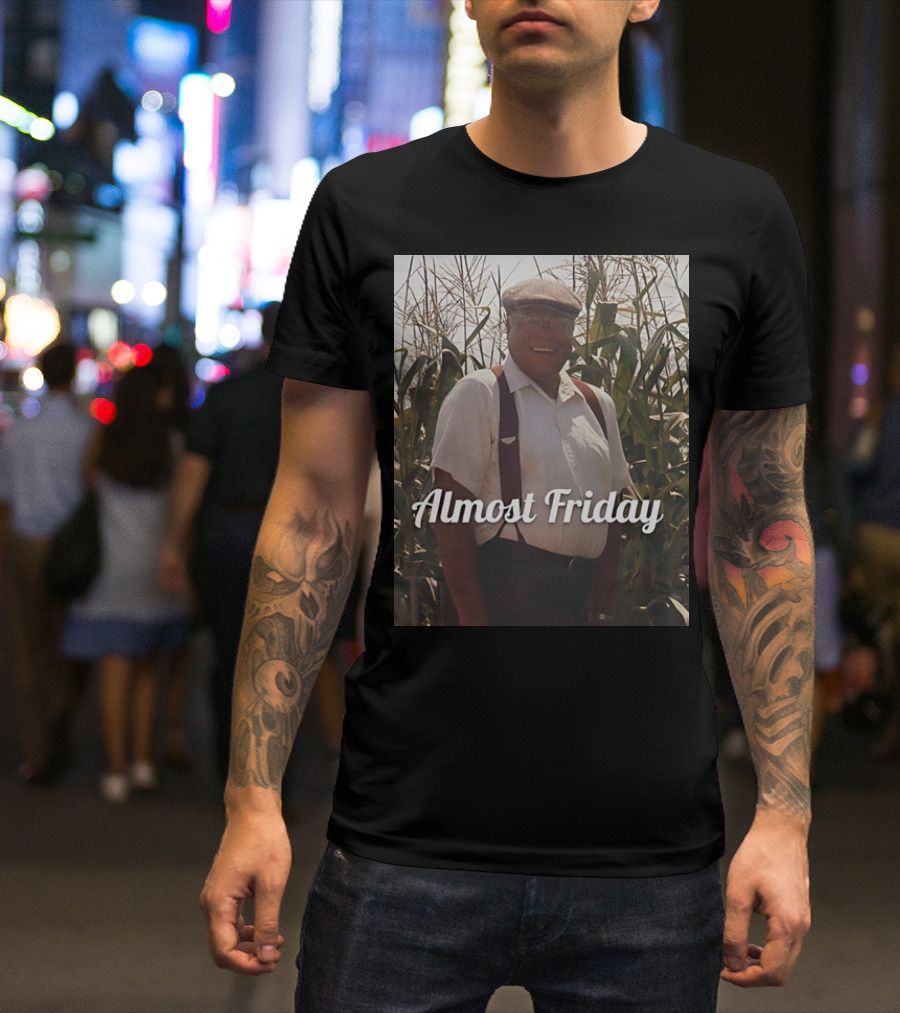 Almost Friday Cornfield Vintage Farmer Look T-Shirt