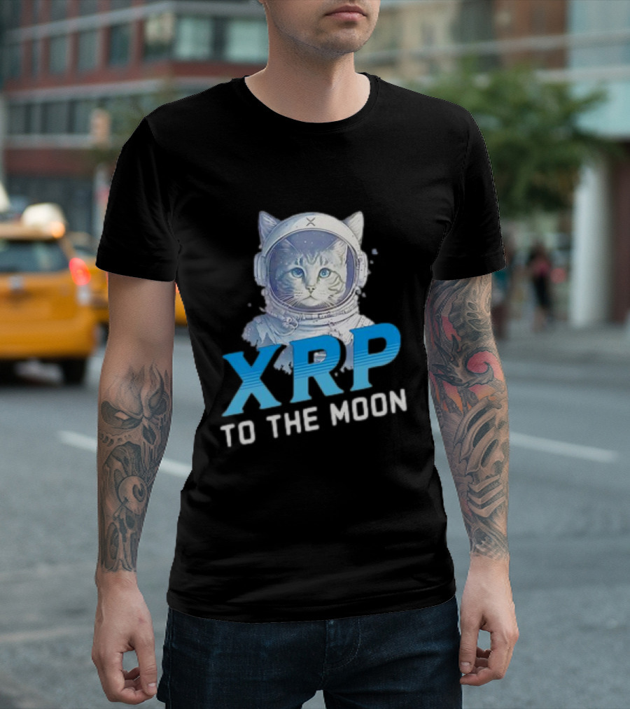 XRP Cat to the Moon Crypto Merchandise Astronaut Helmets T-Shirt