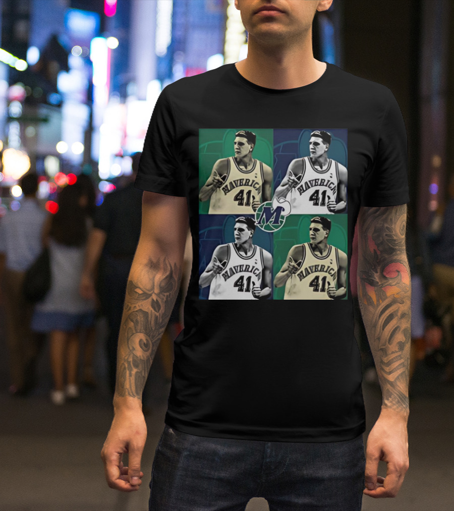 Dirk Nowitzki Mavericks 41 Retro Pop Art Style Basketball Legend T-Shirt