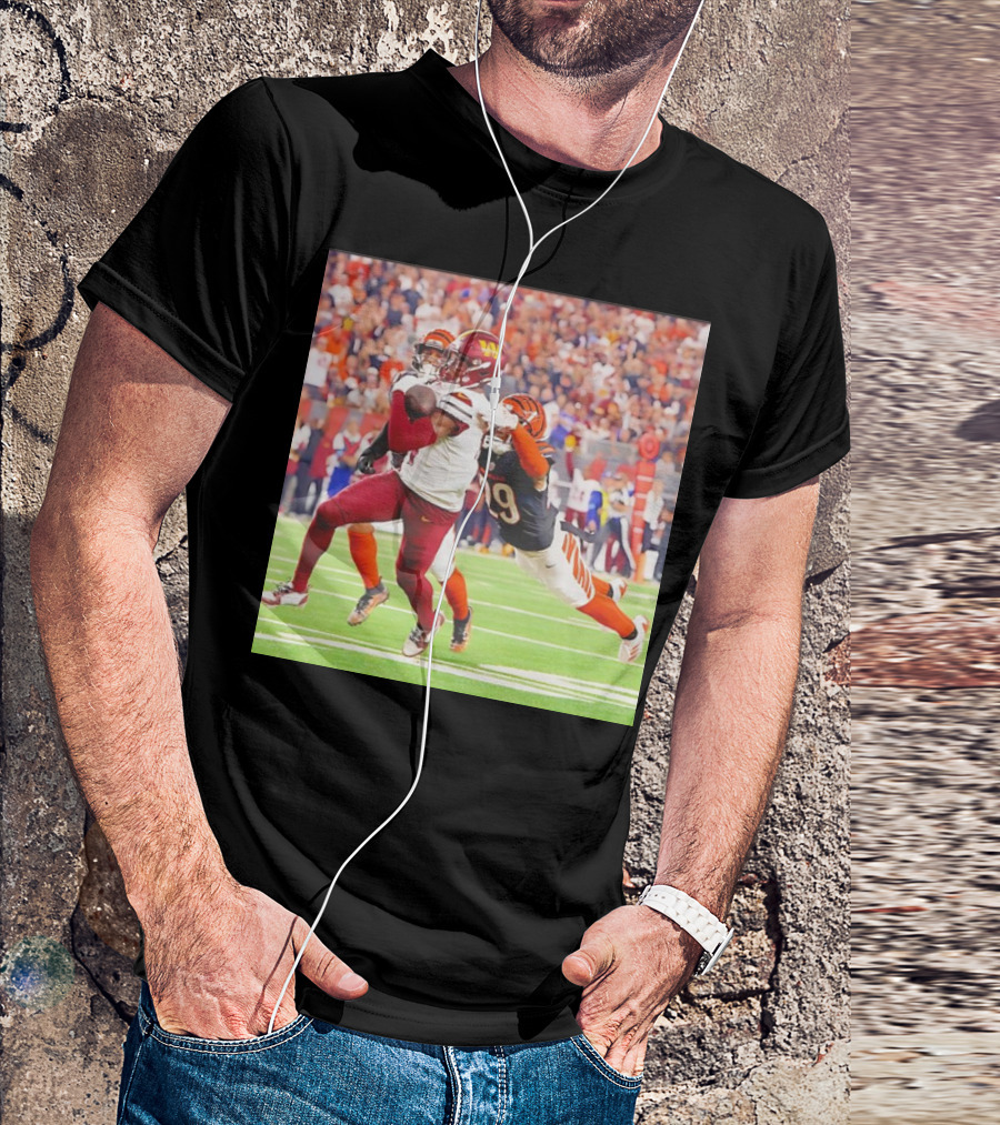 Washington Commanders Terry McLaurin Vs Cincinnati Bengals Cam Taylor-Britt Action Play T-Shirt