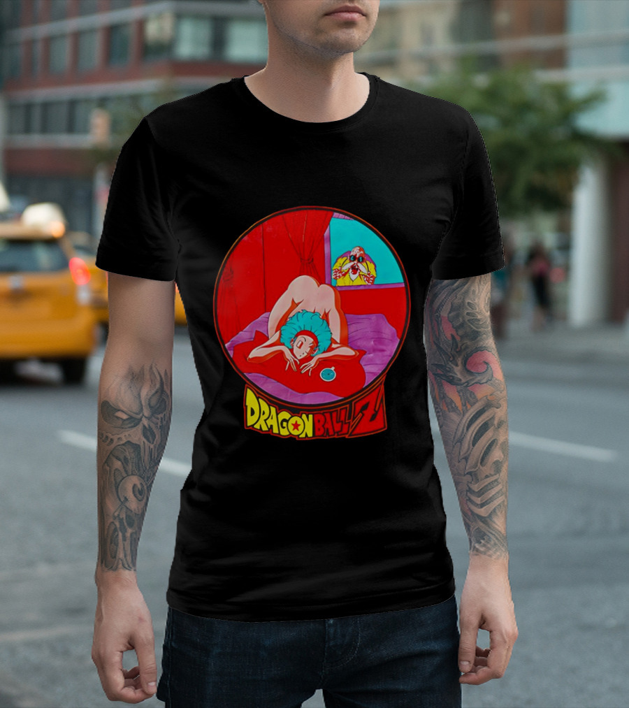 Dragon Ball Z Master Roshi Peeping Vintage Scene with Bulma T-Shirt