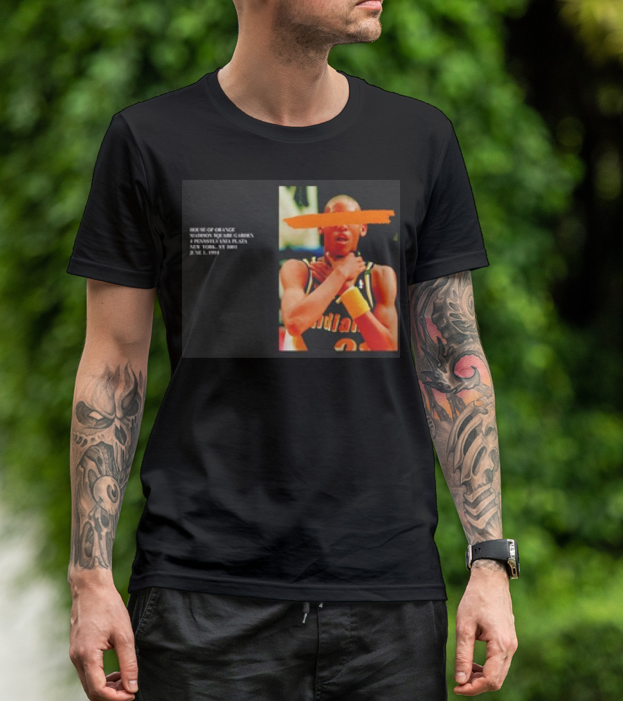 Reggie Miller Choke Gesture MSG 4 Pennsylvania Plaza June 1 1994 T-Shirt