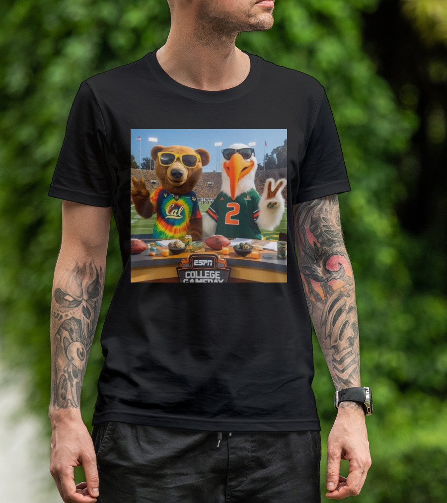 Cal Vs Miami 2024 ESPN College Gameday Showdown With Mascots T-Shirt