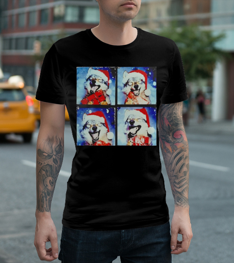 Festive Wolf Santa Hat Selfie Christmas T-Shirt