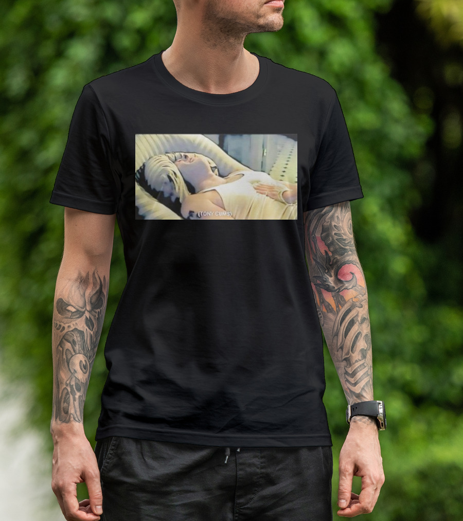 Tony Cums Retro Vintage Scene T-Shirt