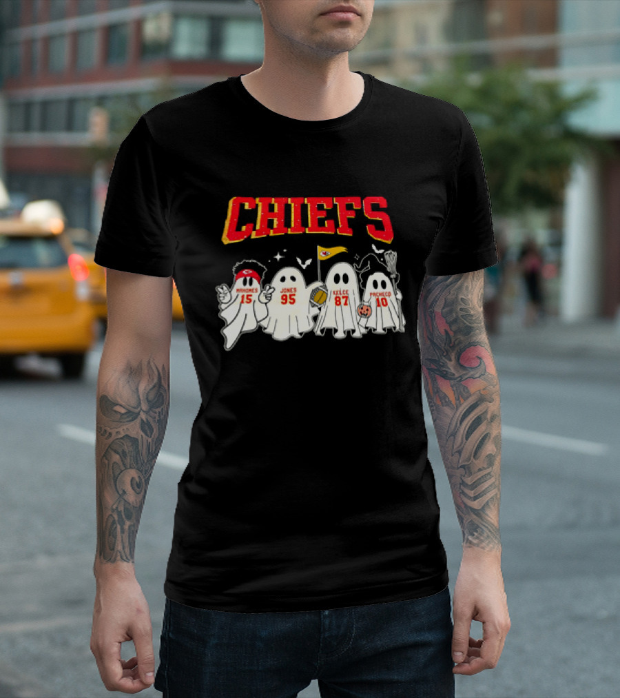 Chiefs Mahomes Jones Kelce Pacheco Halloween Ghosts T-Shirt