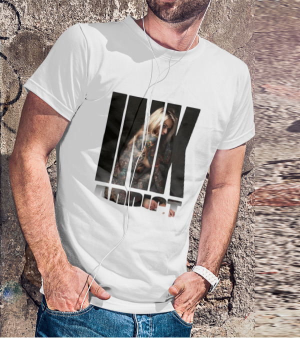 Ink Addict Sarah Maillet Retro T-Shirt