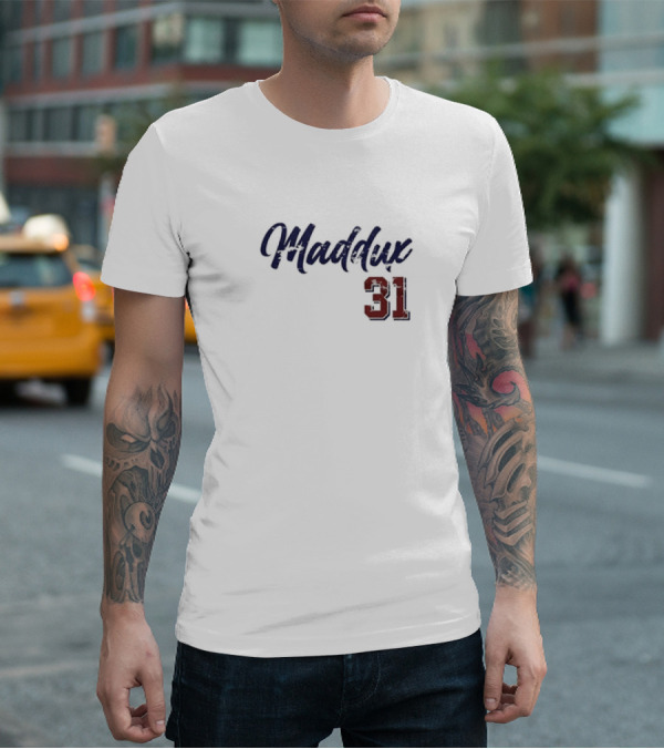 Greg Maddux 31 Chicago Baseball Script T-Shirt