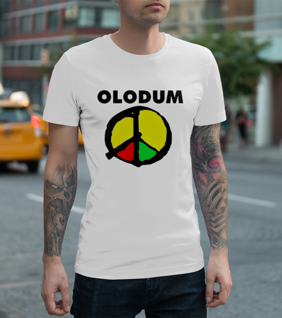 Olodum Peace Symbol with Red Yellow Green Segments T-Shirt