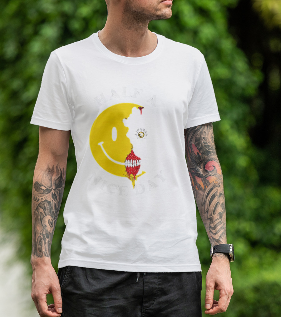 HALF A NICE DAY HORROR SMILEY FACE GRIN AND YELLOW CREEPY HALLOWEEN T-Shirt