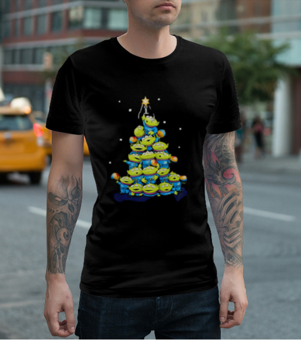 Aliens From Toy Story Forming Christmas Tree Tower With Star And Snowflakes T-Shirt
