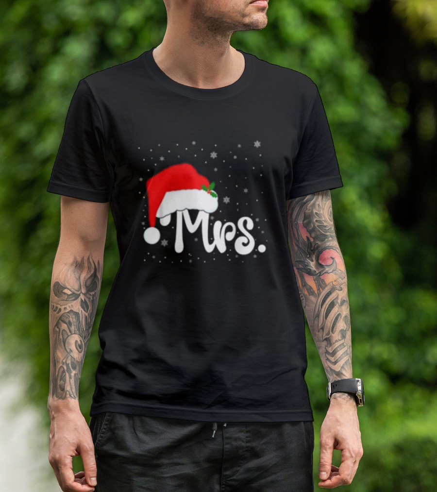 Mrs Santa Claus Christmas Matching Couples T-Shirt