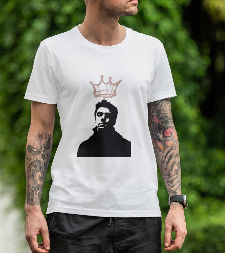 Mangione King Graffiti Crown Portrait Fitted Scoop T-Shirt