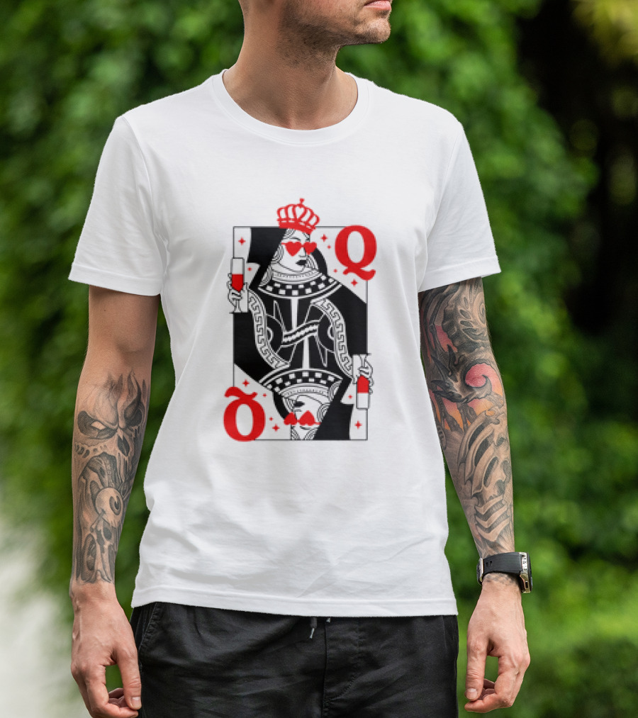 Queen Of Hearts Card Red Heart Glasses T-Shirt