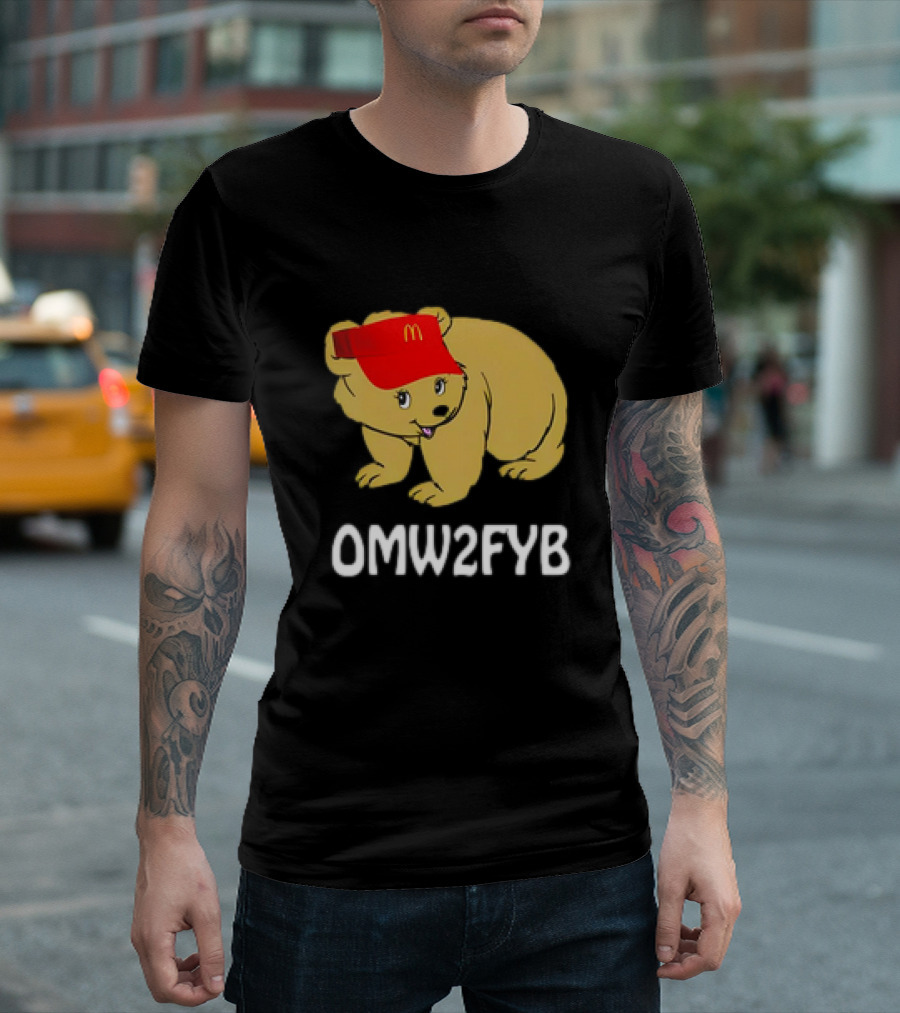 OMW2FYB Bear in Fast Food Cap T-Shirt