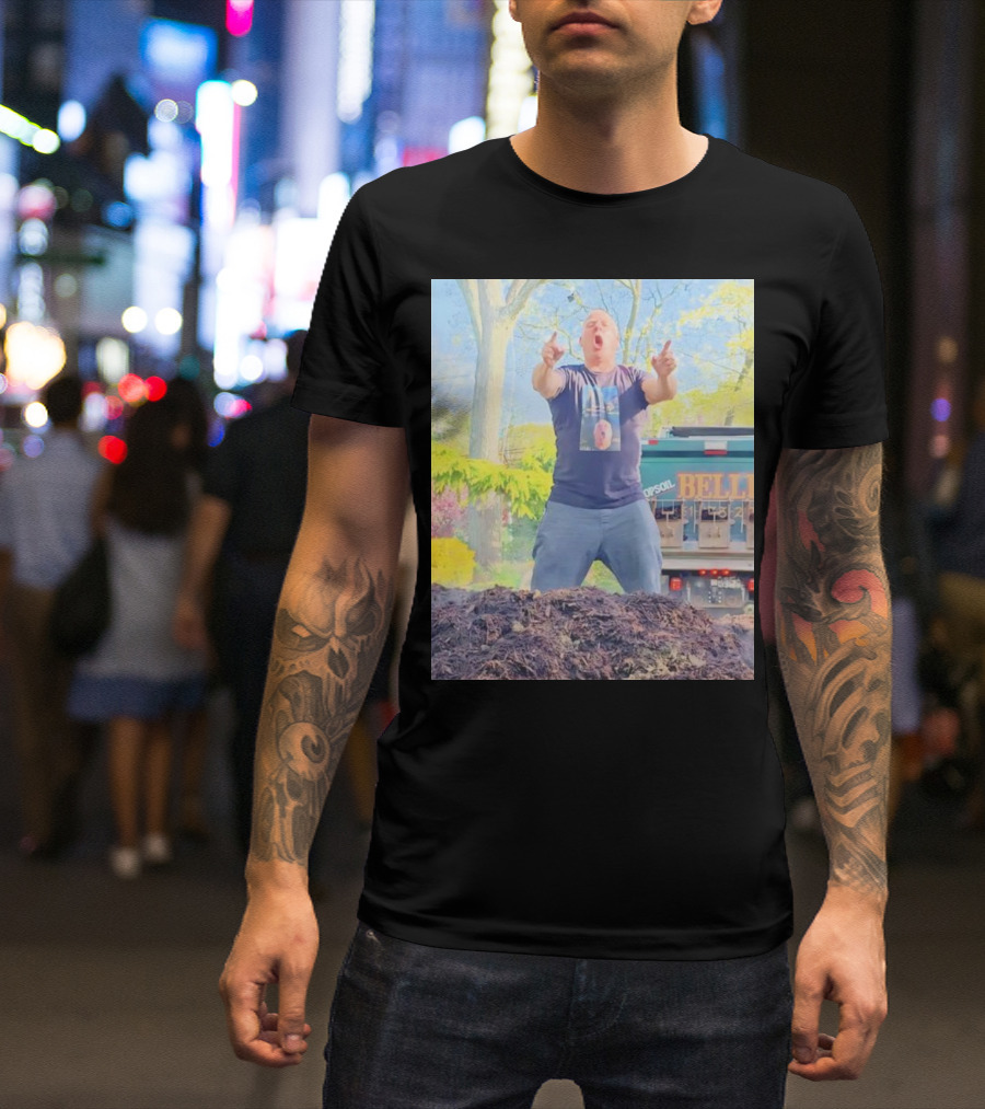 Feiner Mulch King Of The Mulch Bell Topsoil T-Shirt