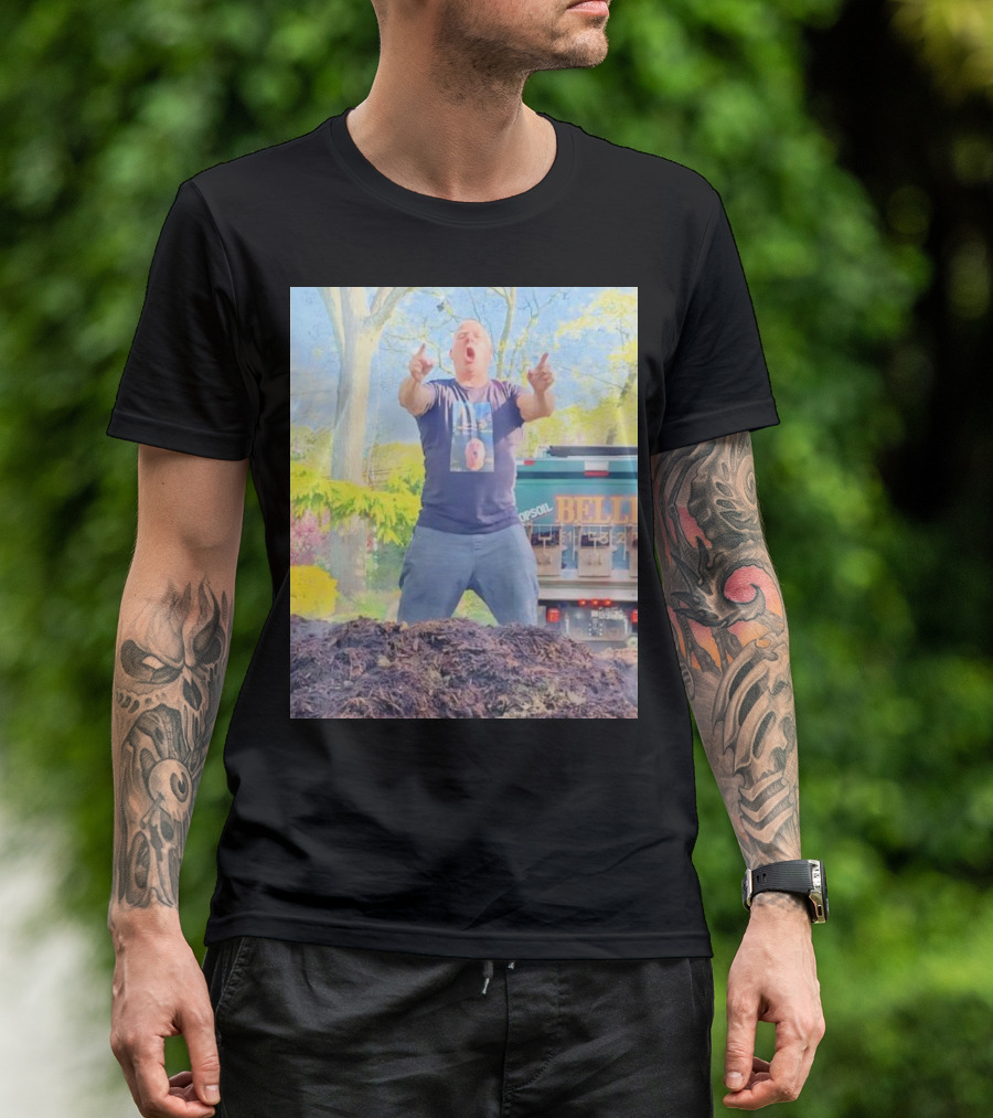 Feiner Mulch King Of The Mulch Bell Topsoil T-Shirt