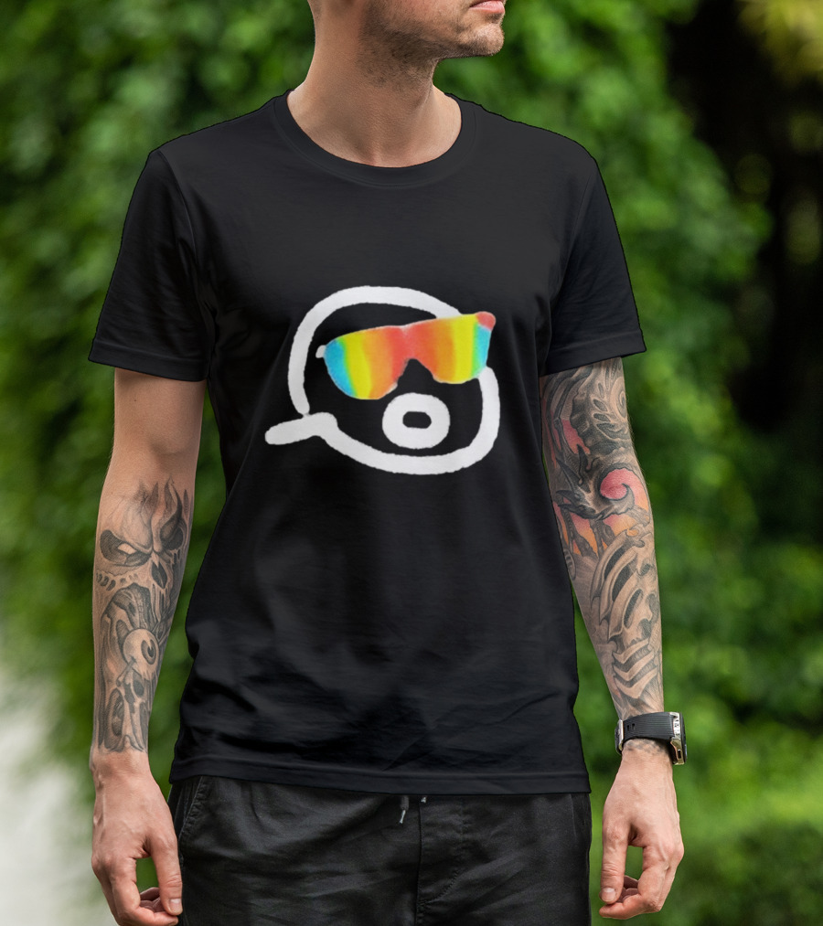 Gorklon Rainbow Sunglasses Sketch Retro Style T-Shirt