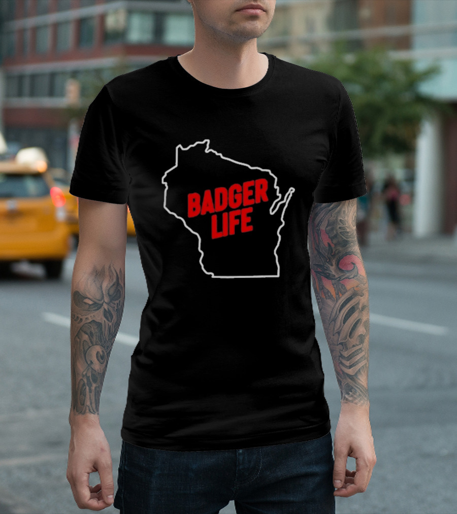 America's Dairyland Wisconsin Badger Life Map Design T-Shirt