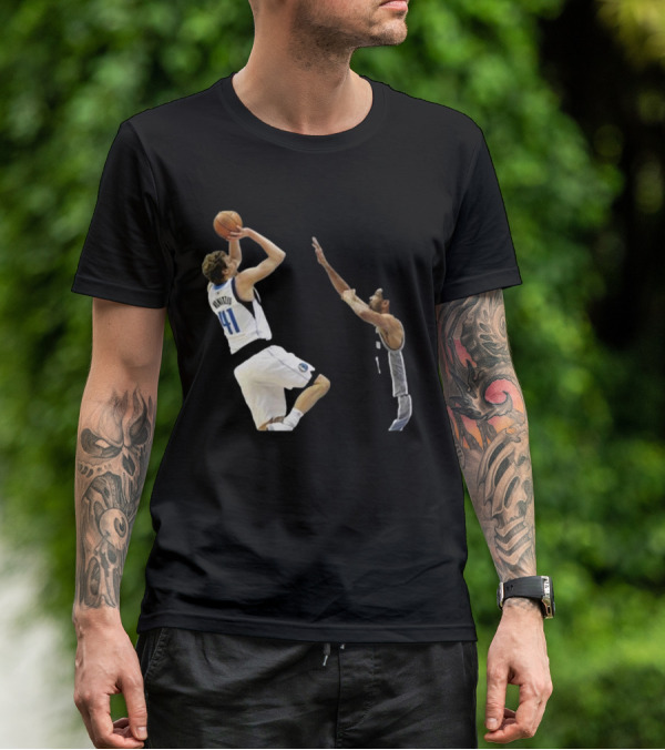 Dirk Nowitzki Fadeaway Jumper Over Tim Duncan NBA Iconic Moment T-Shirt