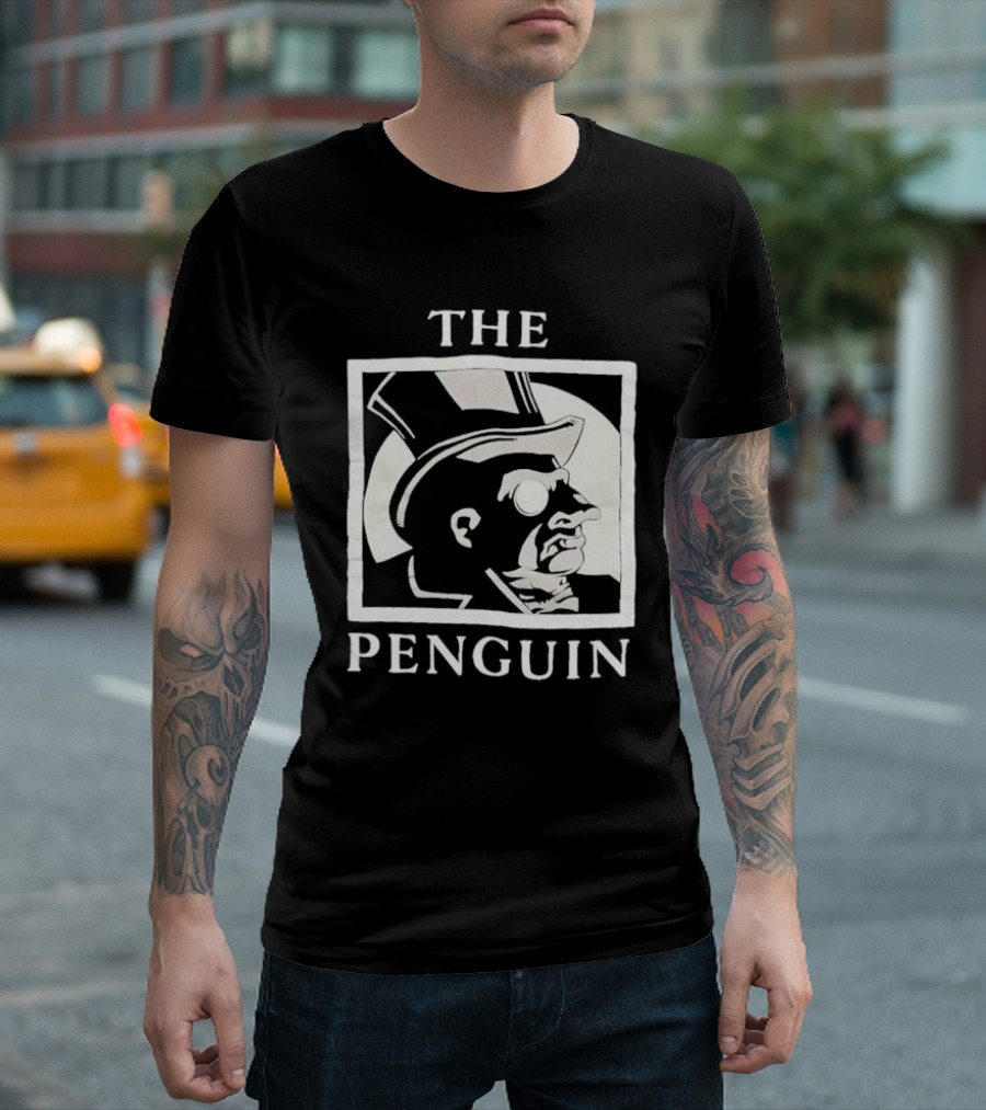 Batman Returns The Penguin Villain Silhouette Art T-Shirt