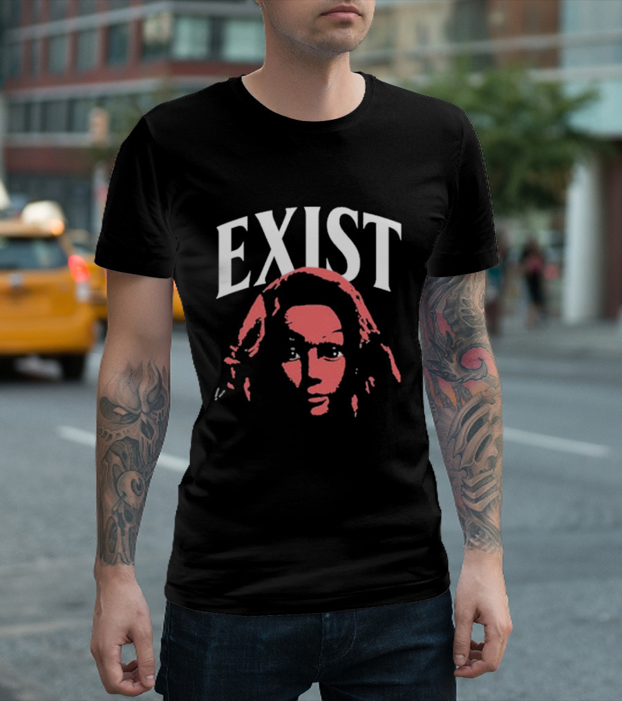 Early doesn’t exist mannequin T-Shirt