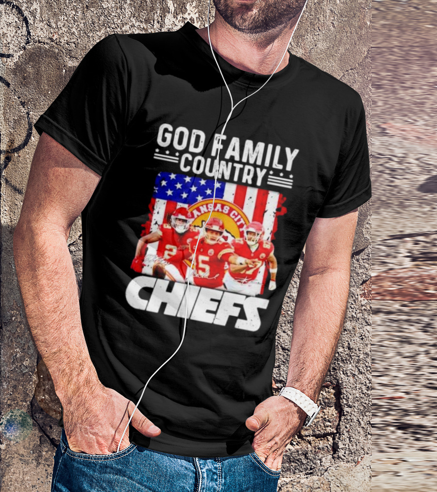 God Family Country Kansas City Chiefs Signatures T-Shirt