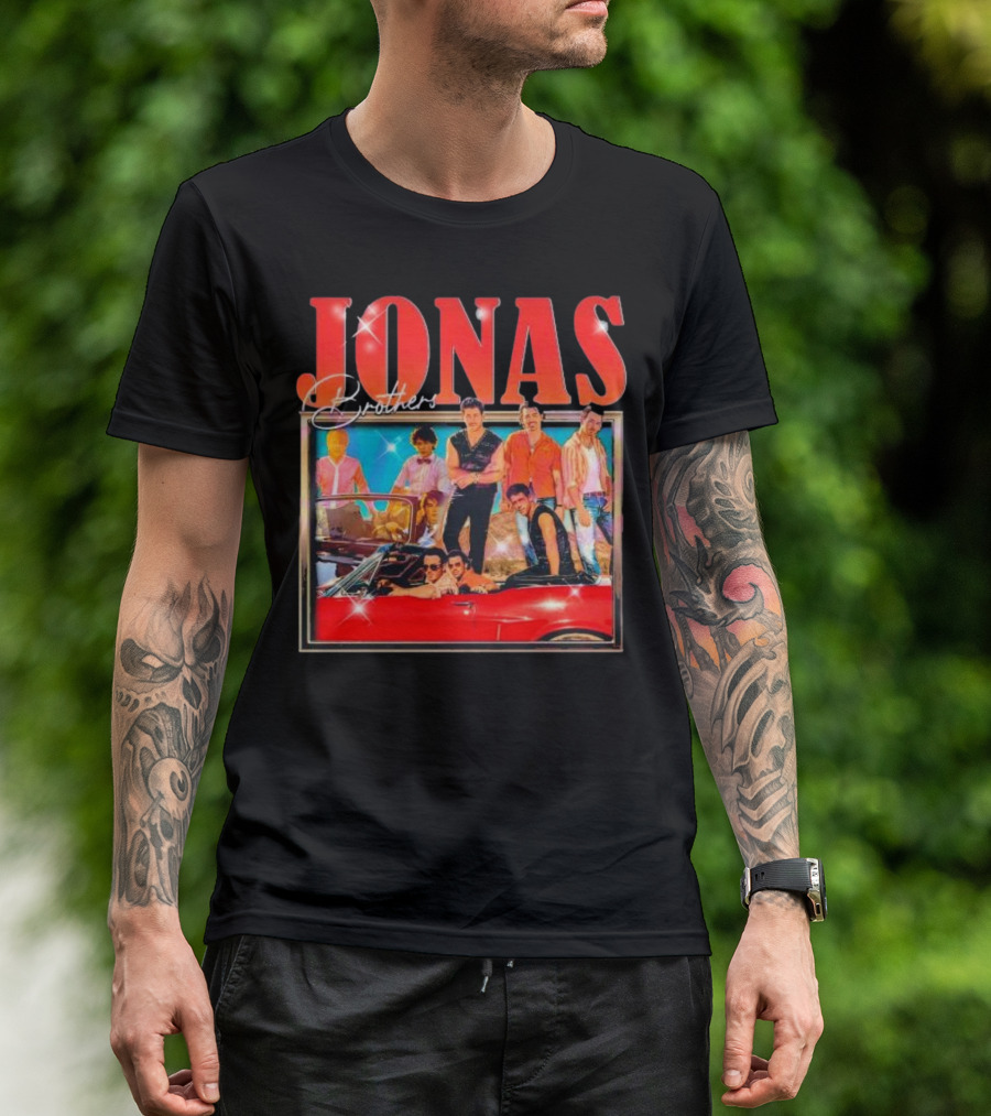 Jonas Brothers Band Retro Group Photo With Red Convertible T-Shirt