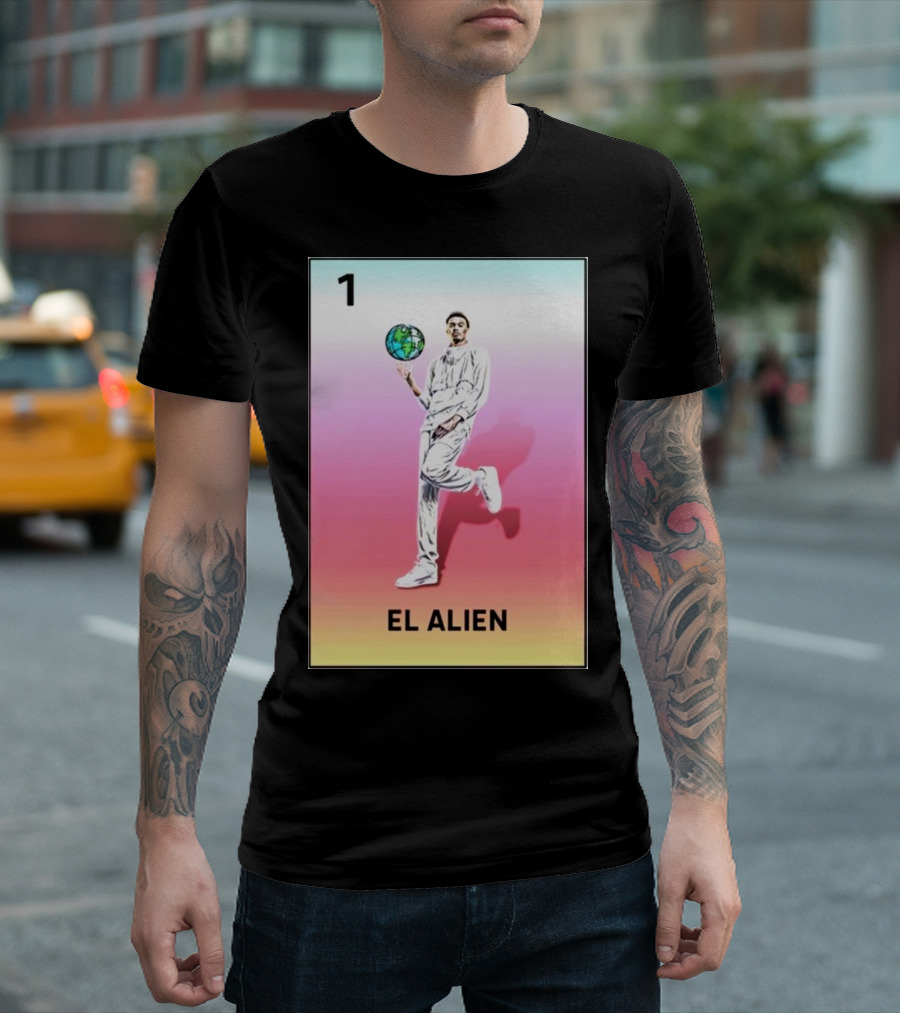 1 El Alien Basketball Earth Ball T-Shirt