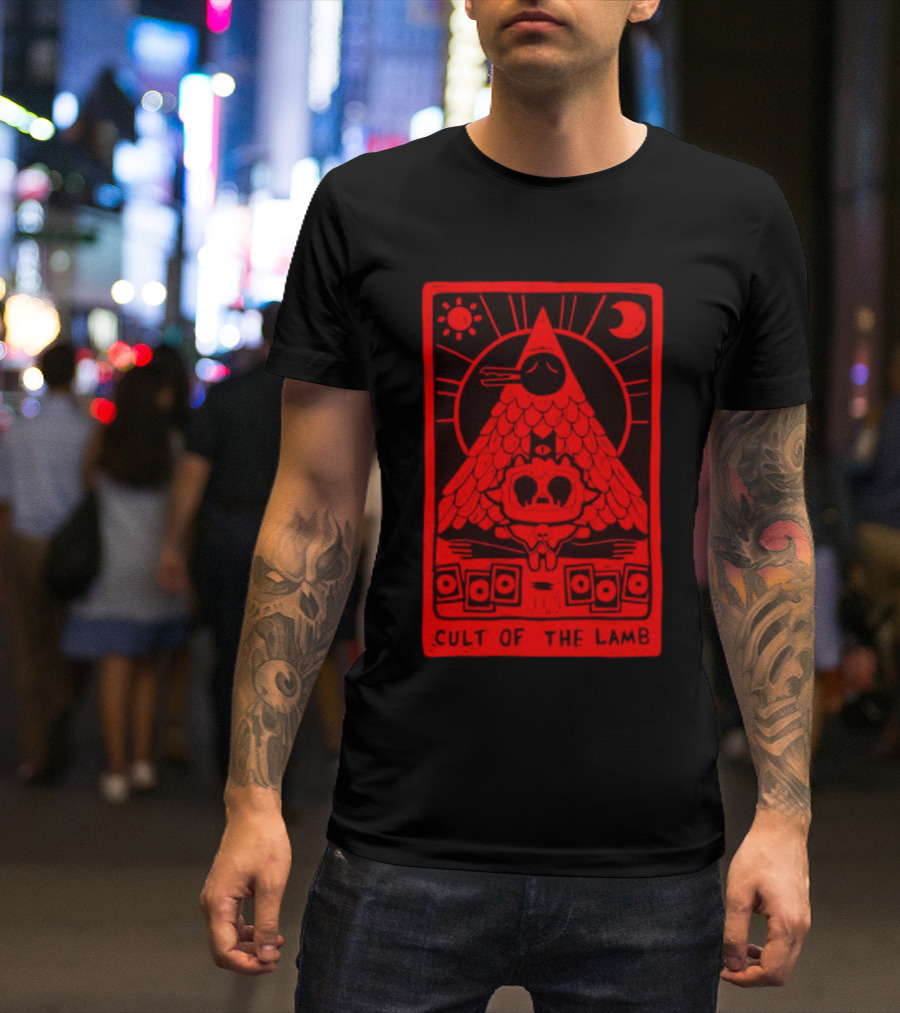 Cult Of The Lamb Red Tarot Pyramid With Sun And Moon Symbols T-Shirt