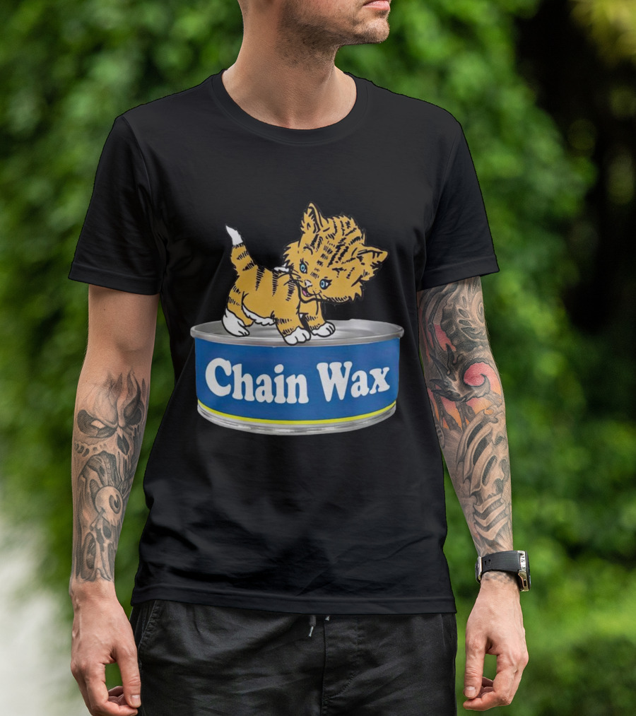 Cat Playing On Chain Wax Tin T-Shirt